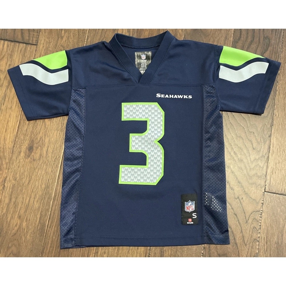 NFL Seattle Seahawks Russell Wilson #3 Football Jersey Youth Size Small (8) Hawk